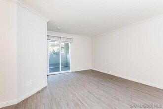 7455 Charmant Dr in San Diego, CA - Building Photo - Building Photo