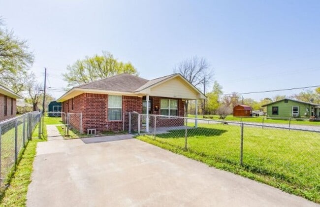 901 Calumet Ave in Waco, TX - Building Photo - Building Photo