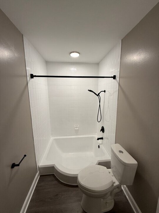 3342 Huntley Sq Dr in Temple Hills, MD - Building Photo
