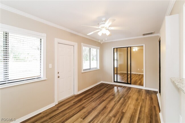 4555 Chaplin Terrace in North Port, FL - Building Photo - Building Photo