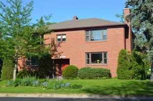 501 Shepard Ter in Madison, WI - Building Photo