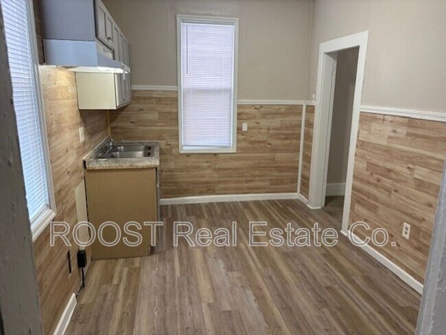 15 Vernon Ave in London, OH - Building Photo - Building Photo