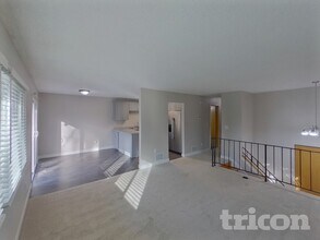 4507 Scott Trail in Eagan, MN - Building Photo - Building Photo