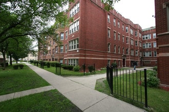 5948 W Superior Chicago, IL 60644 in Chicago, IL - Building Photo - Building Photo