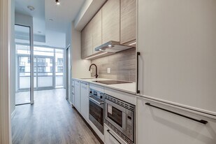 1050 Eastern Ave in Toronto, ON - Building Photo