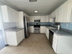 1110 S Riverside Dr in Edgewater, FL - Building Photo - Building Photo