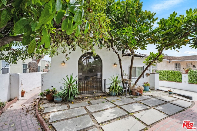 property at 2736 Cloverdale Ave