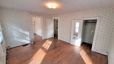 405 N Aurora St-Unit -#2 in Ithaca, NY - Building Photo - Building Photo