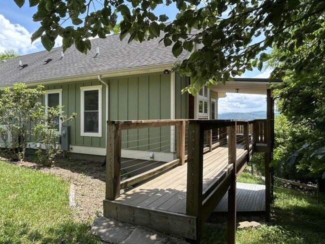 property at 127 Sun Haven Ln