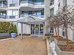 1511 Sheppard Ave E in Toronto, ON - Building Photo - Building Photo