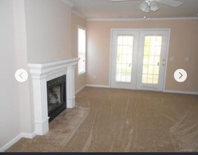 6733 Bevington Ridge Rd in Charlotte, NC - Foto de edificio - Building Photo