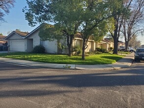 3904 Monteview Dr in Modesto, CA - Building Photo - Building Photo