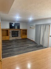 16911 Holmes Cir in Omaha, NE - Building Photo - Building Photo