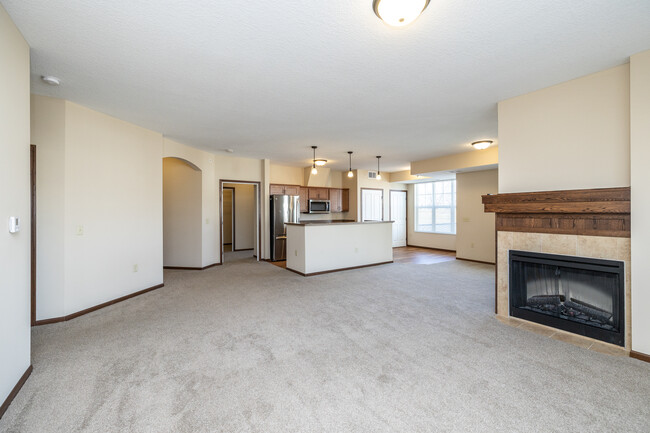 5520 Ballington Rd NW in Rochester, MN - Building Photo - Interior Photo