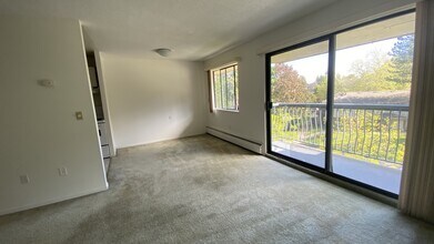 Buena Vista in Surrey, BC - Building Photo - Building Photo