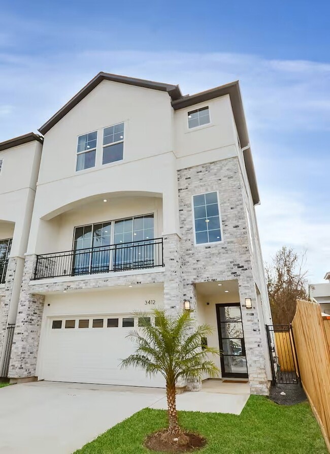 property at 3412 Dixie Dr