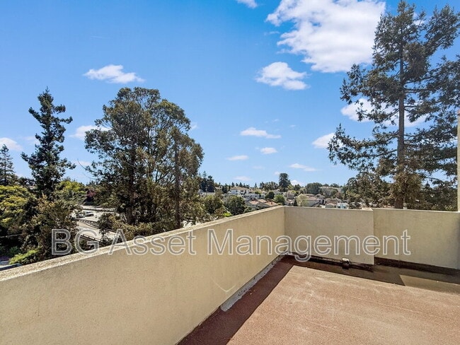property at 1459 MacArthur Blvd