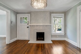 128 Ponce De Leon Ct in Decatur, GA - Building Photo - Building Photo
