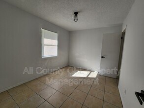 205 Wendell Ave in Groveland, FL - Building Photo - Building Photo