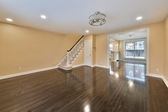 7537 Woolston Ave in Philadelphia, PA - Building Photo - Building Photo