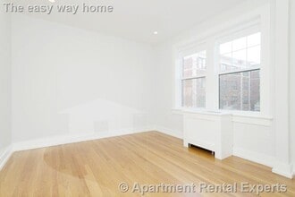 17 Forest St, Unit #22 in Cambridge, MA - Foto de edificio - Building Photo