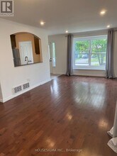 51 Gosney Crescent in Barrie, ON - Building Photo - Building Photo