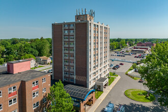 Oneida Towers I in Oneida, NY - Building Photo - Building Photo