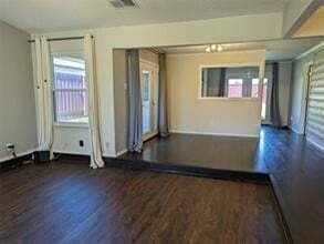 2025 Gardanne Ln in Carrollton, TX - Building Photo - Building Photo