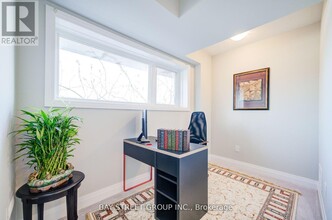6 Teasel Way in Markham, ON - Building Photo - Building Photo