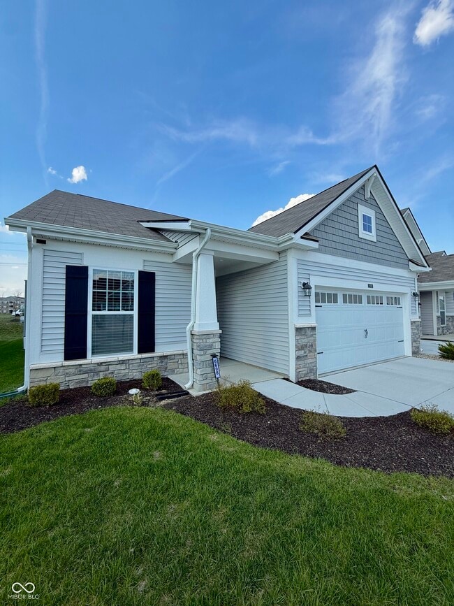 6608 Ferguson Dr in Whitestown, IN - Building Photo - Building Photo