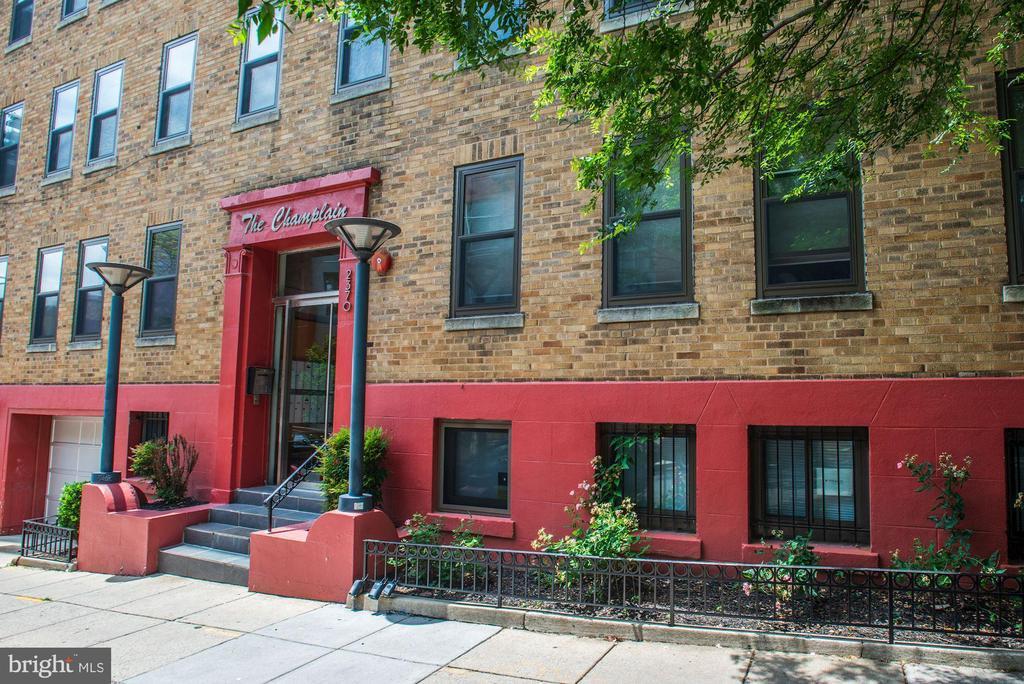 2370 Champlain St NW in Washington, DC - Building Photo