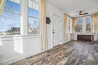 108 Burlington Ave in Leonardo, NJ - Building Photo - Building Photo