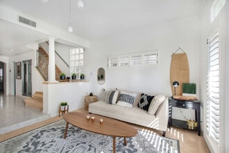 603 10th St in Huntington Beach, CA - Building Photo - Building Photo