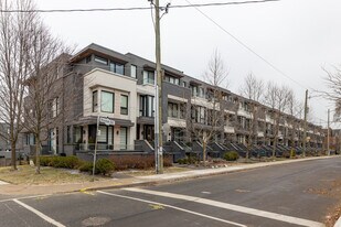 261 Roxton Rd in Toronto, ON - Building Photo