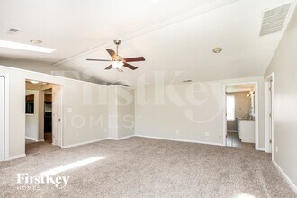 3312 S Parker Ave in Indianapolis, IN - Foto de edificio - Building Photo