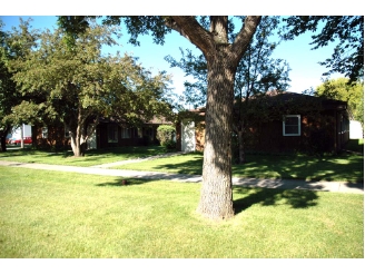 Aurora Apartments in Grand Forks, ND - Building Photo