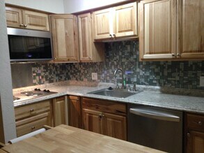 3250 Oneal Cir, Unit #H33 in Boulder, CO - Building Photo - Building Photo