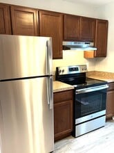 Fern 28, LLC in Ferndale, MI - Foto de edificio - Building Photo