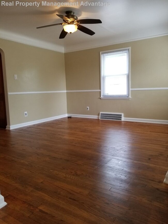 205 Laprairie St in Ferndale, MI - Building Photo - Building Photo