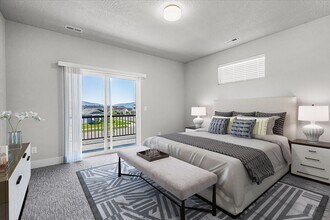 5187 E Hope Ave in Post Falls, ID - Building Photo - Building Photo