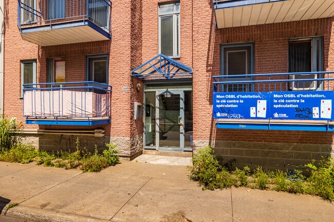 3845 Saint-Dominique