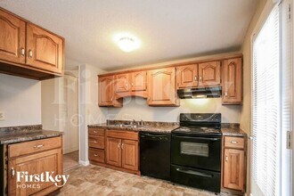 9012 Panorama Ct in Indianapolis, IN - Building Photo - Building Photo