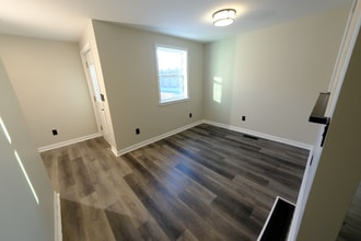 246 Gorham St in Canandaigua, NY - Foto de edificio - Building Photo