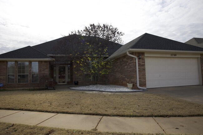2708 NW 170th Terrace in Edmond, OK - Building Photo - Building Photo
