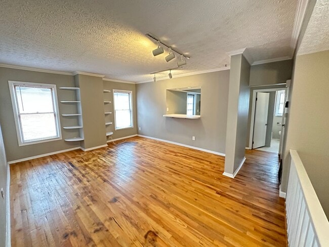 814 Summit St in Columbus, OH - Building Photo - Building Photo