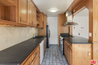 1012 7th St in Santa Monica, CA - Building Photo - Building Photo