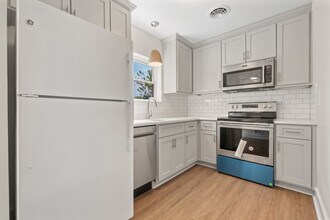 316 24th St in Virginia Beach, VA - Building Photo - Building Photo