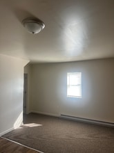 48 E Baltimore St in Taneytown, MD - Foto de edificio - Building Photo