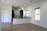 2702 NW 83rd Way in Pembroke Pines, FL - Building Photo - Building Photo