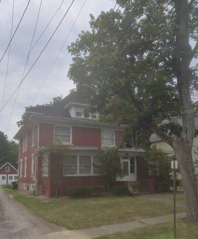 160 E Pine St, Unit 1